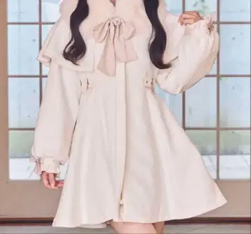 ROJITA 멀티WAY 케이프 퍼 칼라 코트 화이트