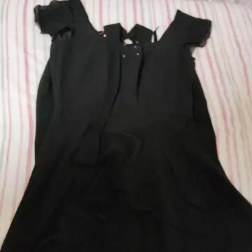 블랙 오프숄더 원피스