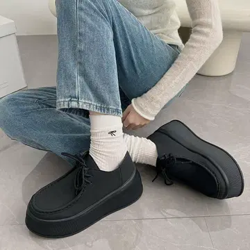 데메테르 DEMETER 통굽 플랫폼 스니커즈 라이크