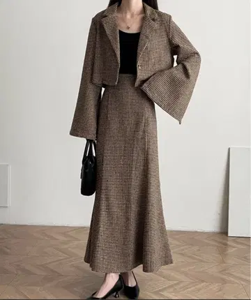 트위드 패턴 테일러드 자켓 머메이드 스커트 셋업