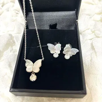 나비 모티브 쉘 목걸이 귀걸이 세트 버터플라이 미사용