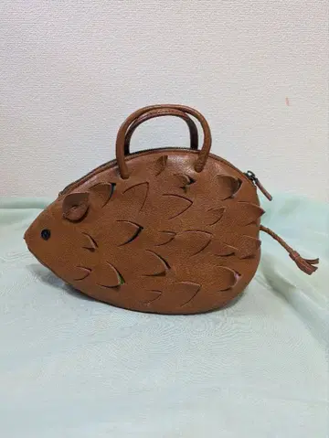 미나 페르호넨 야마아라시 핸드백