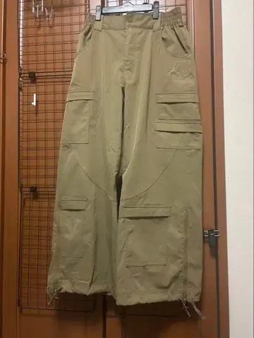조던 카키 루즈핏 카고 팬츠