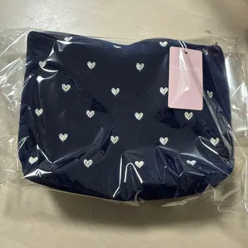 Loverary 하트 무늬 자수 토트백 네이비 라브러리 바이 페이러