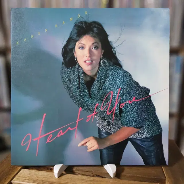 미국 싱어 카렌 카몬 (Karen Kamon)의 첫 솔로 앨범 LP