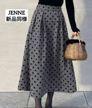 JENNE 제뉴 플로키 도트 스카프 M 시착만 한 상품