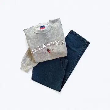 [ Champion ] OKLAHOMA 프린트 크루넥 맨투맨