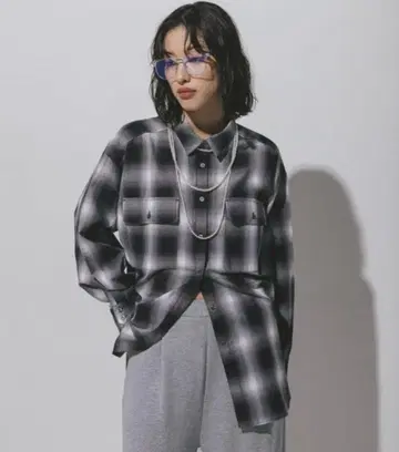 LEPSIM 체크 긴팔 셔츠 블라우스 새상품급 미사용