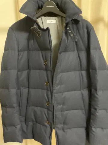 SHIPS 후드 부착 네이비 다운 자켓