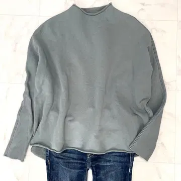 컨디션 최상 프랭크앤아이린 모크넥 컷오프 트레이닝복 XS