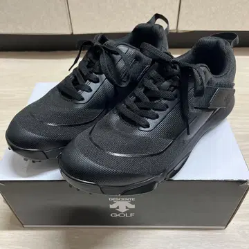 DESCENTE 데상트 BMZ 스파이크 골프화