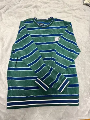 RIPNDIP 스트라이프 맨투맨