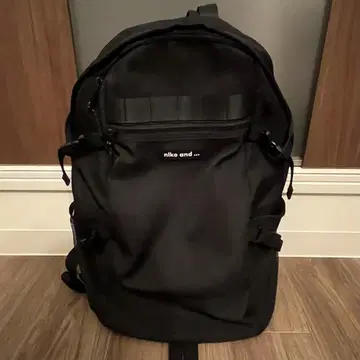 니코앤드 백팩