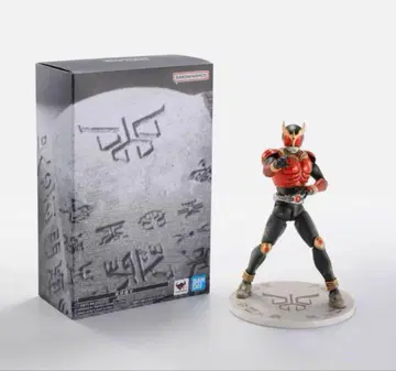 미개봉 새상품 SHF 진골조제법 초고대 전사 쿠우가 도록 세트