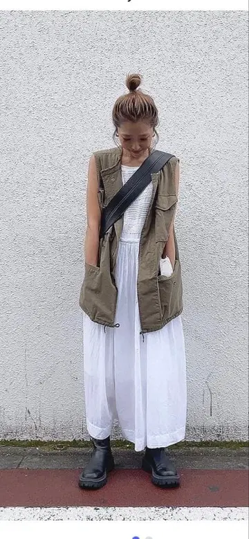 CANAL JEAN 슬리브리스 원피스