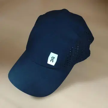 On 블랙 캡 사이즈 조절 가능