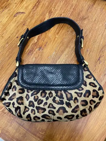 레오파드 무늬 핸드백 송치 & 가죽