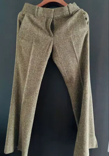 theory 플레어 팬츠 브라운 계열 사이즈 2