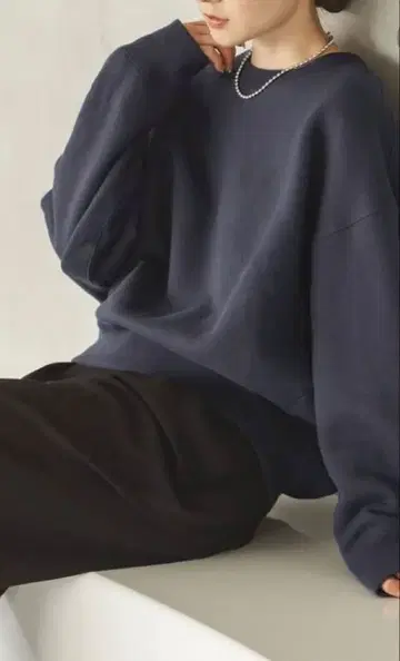 노블 noble 이번 시즌 그레이 나핑 오버 뉘앙스 맨투맨