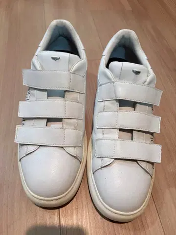 ALBERTO GUARDIANI 화이트 벨크로 스니커즈