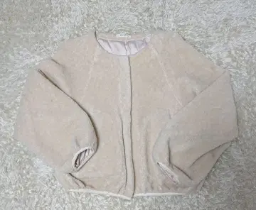 DEICY 노카라 베이지 블루종 숏 기장 봄버 자켓