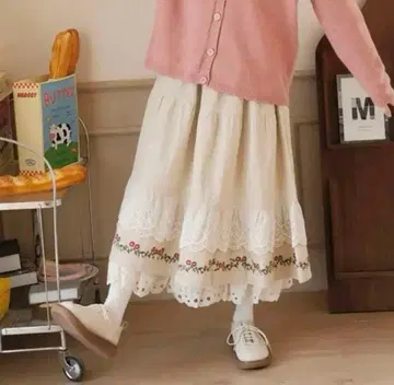 모리무차 코듀로이 자수 이층 레이스 스커트 베이지 모리무차