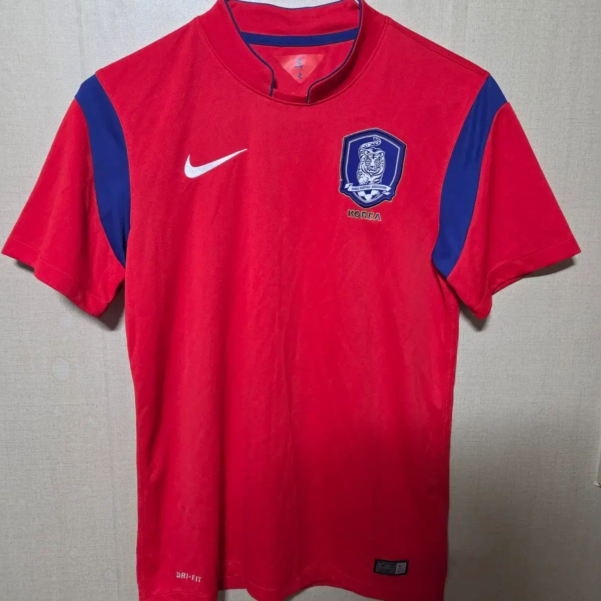 T1 Keria Hoodie L #t1,#t1유니폼 on Bunjang Global Site.