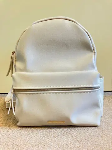 거의 미사용 허니즈 백팩