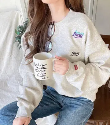 미사용 새상품 M 사이즈 맨투맨