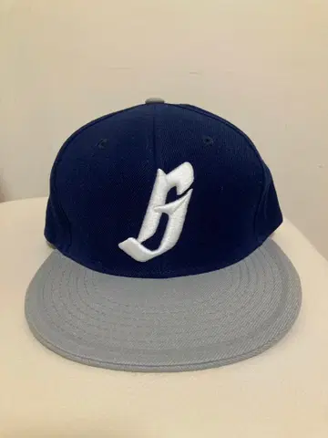 레드재팬 스냅백 캡 [ 미사용 ]