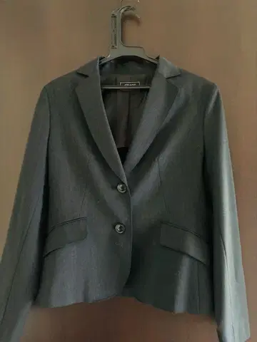 GRADE by TOMMY STYLE 숏 기장 자켓