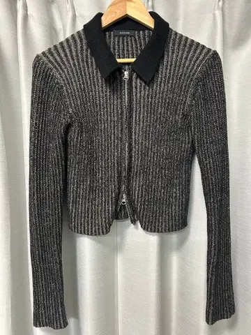 리브 지퍼 니트 JEANASIS