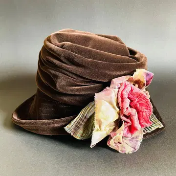 GREVI 그레비 이탈리아제 모자 코사지 부착