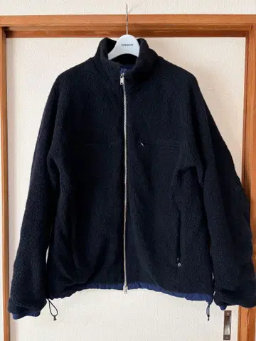 nonnative HIKER JACKET W/P/N SHEEP PILE