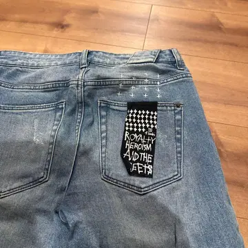 Tsubi 데미지 가공 라이트 블루 데님 28인치