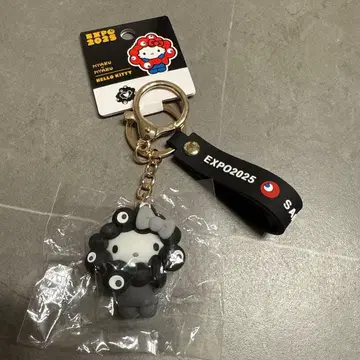 블랙 미야쿠미야쿠 변신 키링 헬로키티 새상품