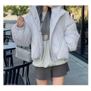 GRL 후드 부착 퀼팅 숏 기장 다운 자켓 [그레이지]