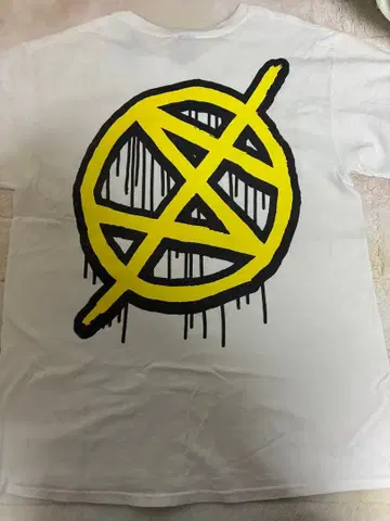 Deviluse SHADOWS T셔츠 L사이즈