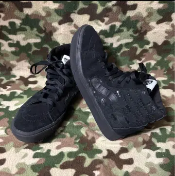 VANS 블랙 하이컷 스니커즈