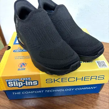 새상품급 스케쳐스 슬립인즈 UNO WEDGE