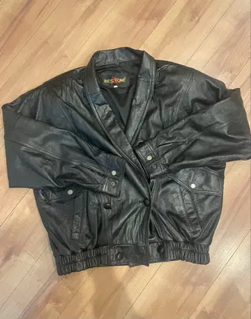 BESTONE 블랙 가죽 자켓