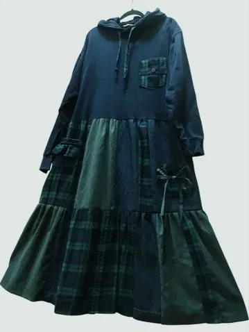 구제 의류 리메이크 네이비 후드티와 그린 체크 패치워크 원피스