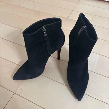 다이애나 블랙 스웨이드 부티 24cm