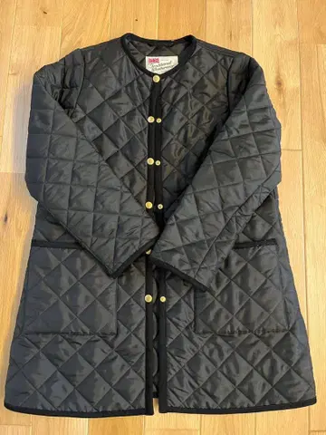 Traditional Weatherwear 블랙 퀼팅 자켓