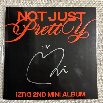izna Not Just Pretty 사인 앨범 마이