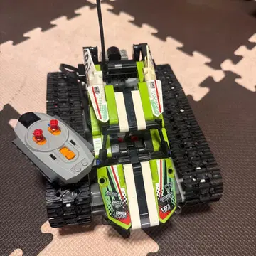 리모트 컨트롤 탱크 LEGO