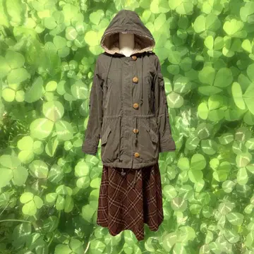 모리걸 코디 세트 카키 후드 부착 모즈 코트 체크 스커트