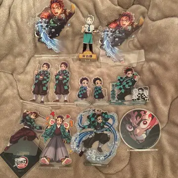 귀멸의 칼날 카마도 탄지로 아크릴 스탠드 묶음 판매