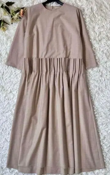 LE PHIL 루필 허리 턱 절개 개더 원피스