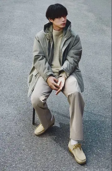 UNIQLO 하이브리드 다운 후드티 새상품 사카구치 켄타로